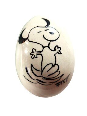 Snoopy Egg Hand-Painted Ceramic Signed F Pine Peanuts beagle easter holiday